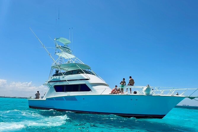VIP YACHT up to 28 passengers - Isla mujeres snorkel - Cruise Time Over Cancun Waters: The Photo and Chill Part