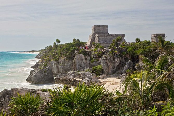 Visit Tulum Ruins, Yalku lagoon & cenote - Lunch and the included comforts that actually help