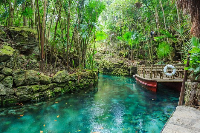 Xcaret Aquatic Theme Park Private 12 hrs Trip from Cancun by van - Food at Xcaret: Mexican and International Dishes (and What Costs Extra)