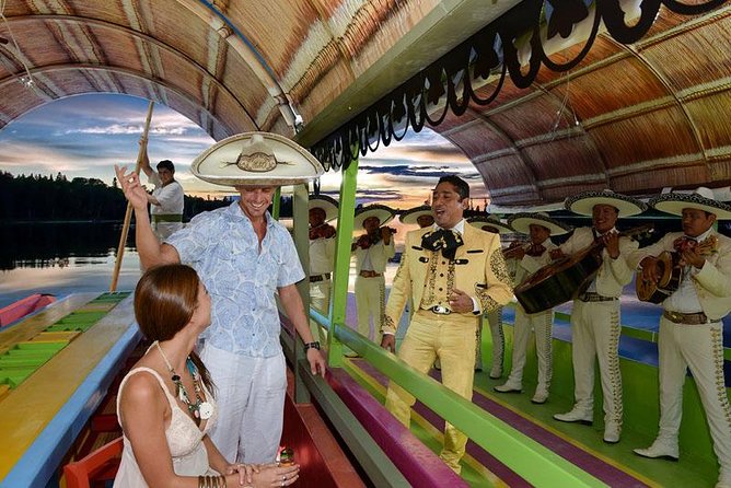 Xoximilco Ticket: Boat Fiesta, Traditional Tasting & Tequila Bar - Boarding the Xoximilco Trajinera: What the Canals Cruise Feels Like